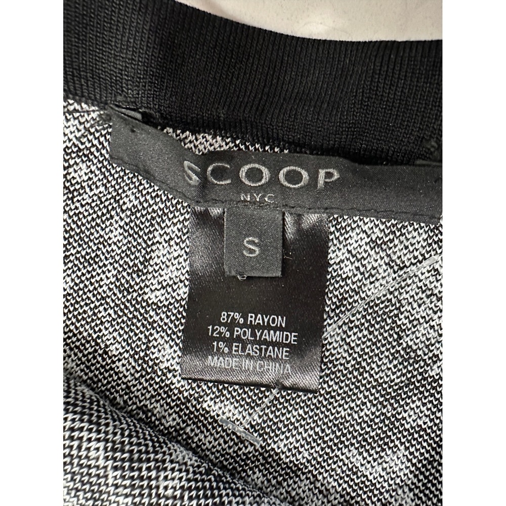 SCOOP NYC Black‎ White Lace Knit Skater Skirt Womens Size Small - Picture 3 of 5